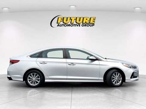 Used 2019 Hyundai Sonata SE FWD image 3