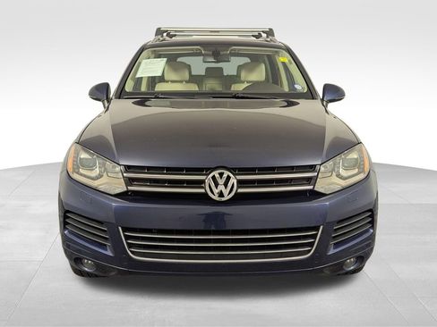 Used 2012 Volkswagen Touareg Sport AWD/4WD image 17