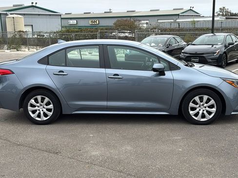 Certified 2025 Toyota Corolla LE image 7