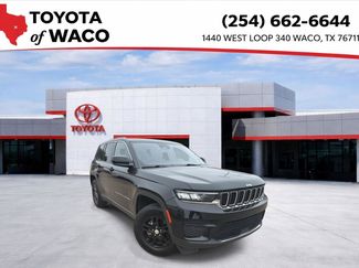 Used 2022 Jeep Grand Cherokee Laredo w/ Luxury Tech Group I AWD/4WD video 1