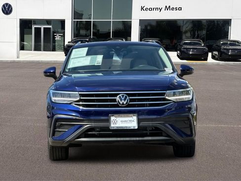 Used 2023 Volkswagen Tiguan SE FWD image 9