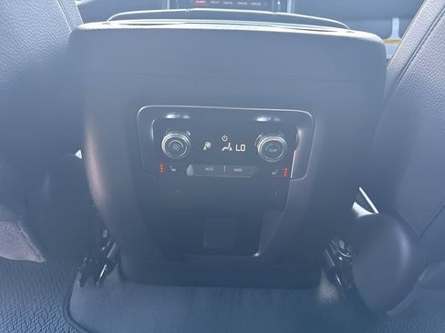 New 2026 GMC Yukon XL Denali AWD/4WD image 14
