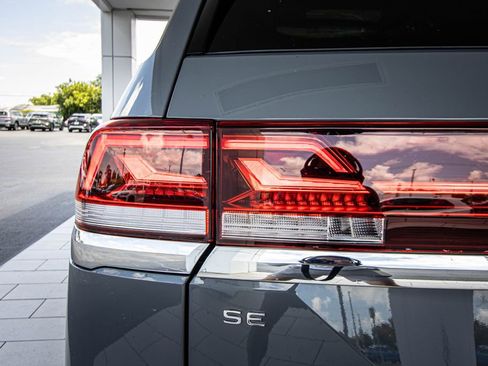 New 2026 Volkswagen Atlas SE FWD image 15