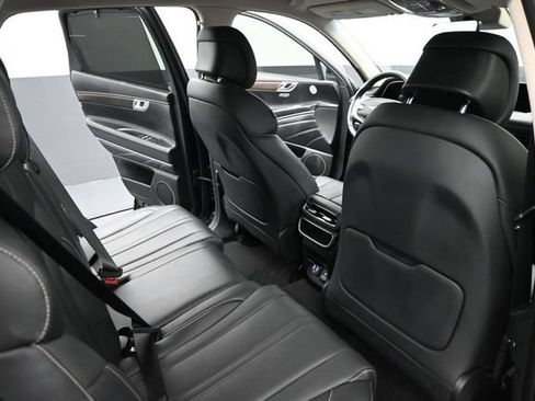 Used 2024 Genesis GV80 2.5T AWD/4WD image 20