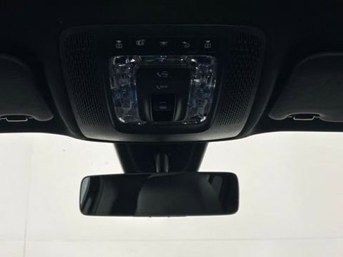 Used 2022 Mercedes-Benz GLB 250 image 22