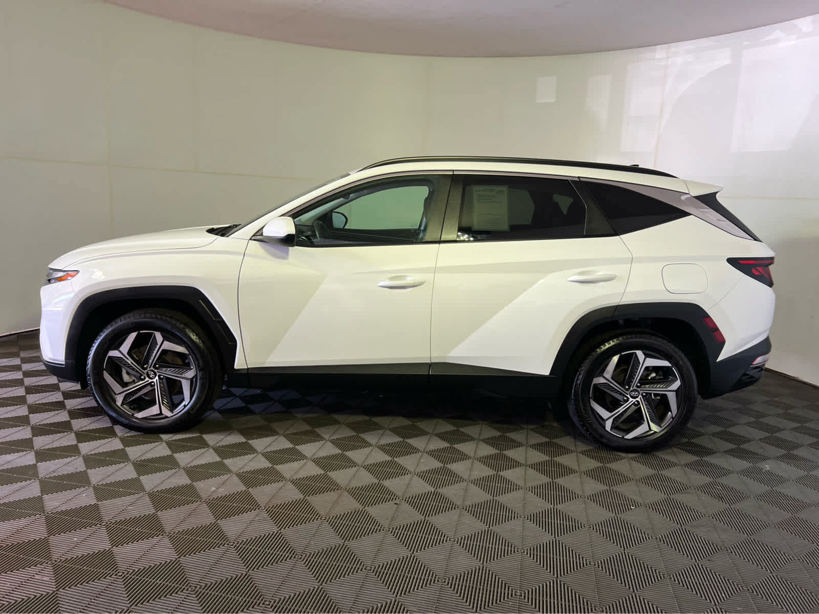 Used 2024 Hyundai Tucson SEL AWD/4WD image 4