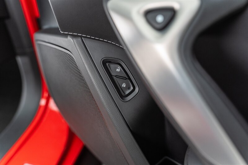 Used 2018 Chevrolet Corvette Z06 RWD image 60