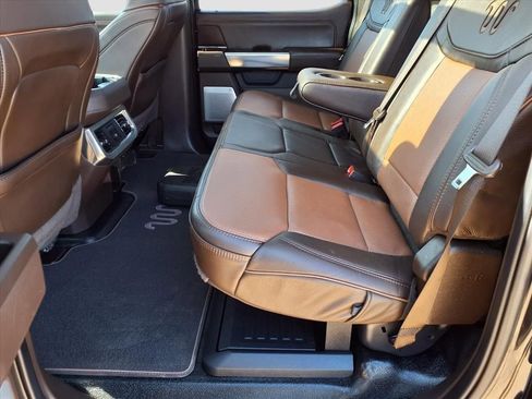 Used 2024 Ford F250 King Ranch w/ Chrome Package image 28