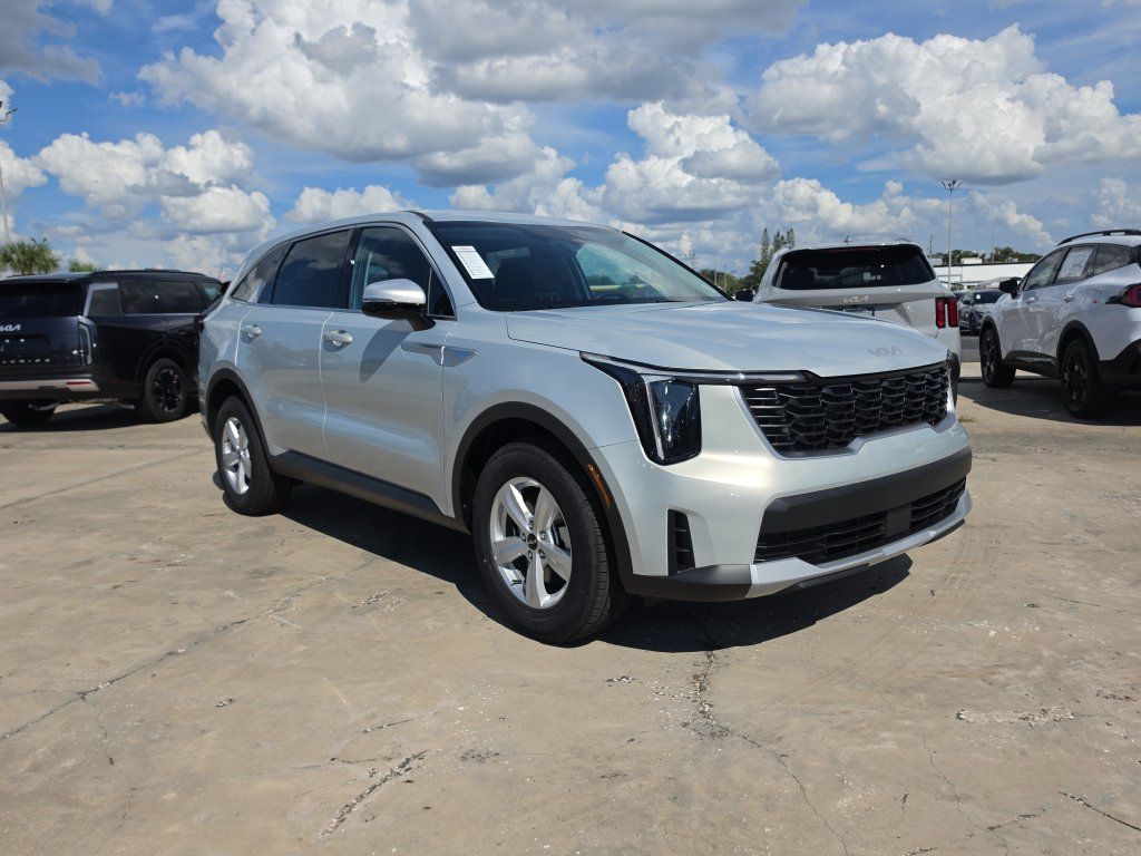New 2026 Kia Sorento LX FWD image 2
