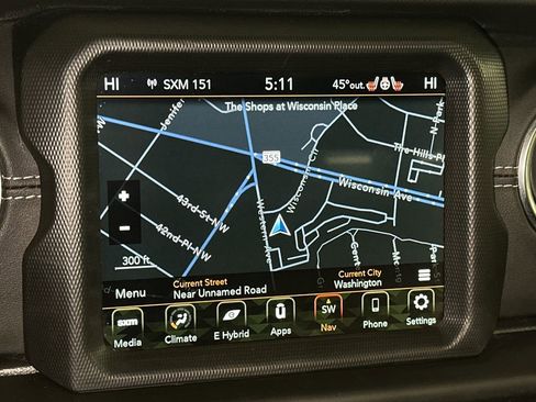 Used 2022 Jeep Wrangler Unlimited Sahara w/ Cold Weather Group image 28