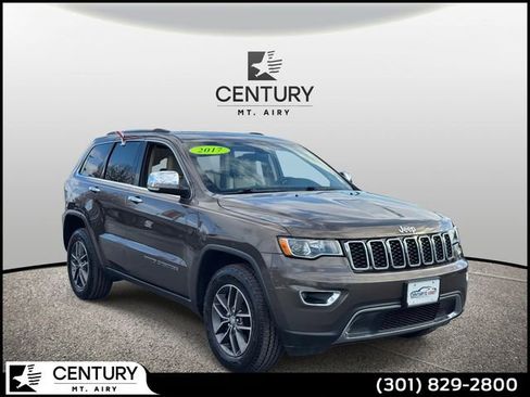Used 2017 Jeep Grand Cherokee Limited image 1