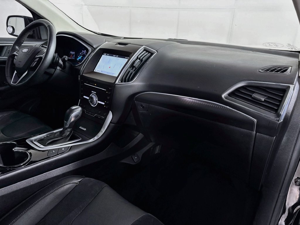 Used 2018 Ford Edge Sport w/ Equipment Group 401A AWD/4WD image 37