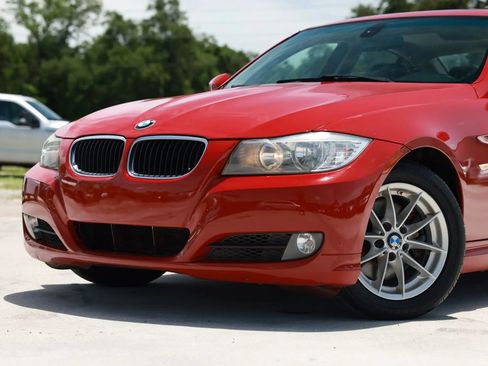 Used 2010 BMW 328i Sedan RWD image 16