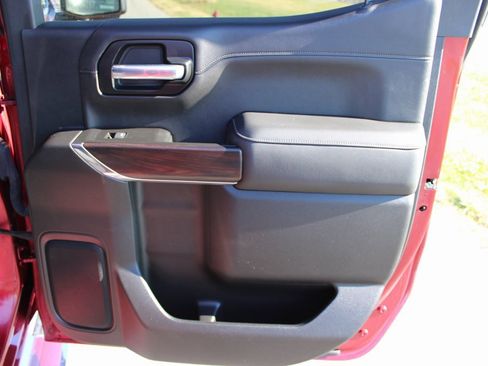 Used 2020 GMC Sierra 1500 SLT image 22