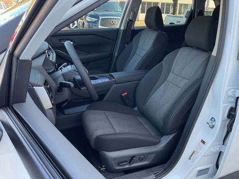 New 2026 Nissan Rogue SV image 12