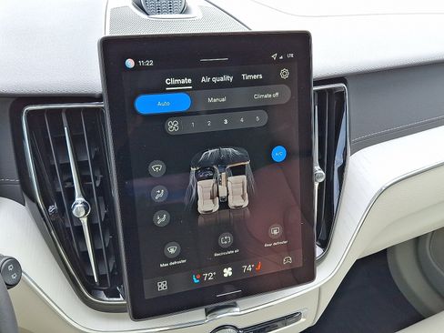 New 2026 Volvo XC60 T8 Ultra AWD/4WD image 12
