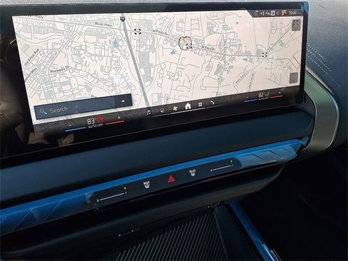 Used 2026 BMW X3 xDrive30 w/ Premium Package image 15