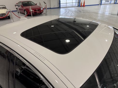 Used 2023 BMW 530e xDrive 530e xDrive w/ Premium Package image 18