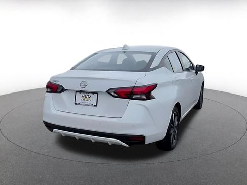 Used 2025 Nissan Versa SV FWD image 15