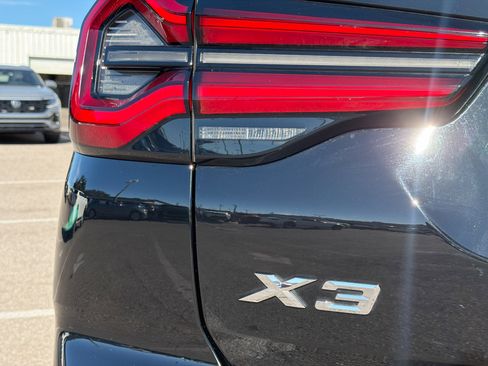 Used 2023 BMW X3 sDrive30i w/ Premium Package w/ZPA image 10