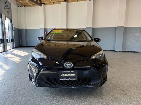 Used 2019 Toyota Corolla SE image 2