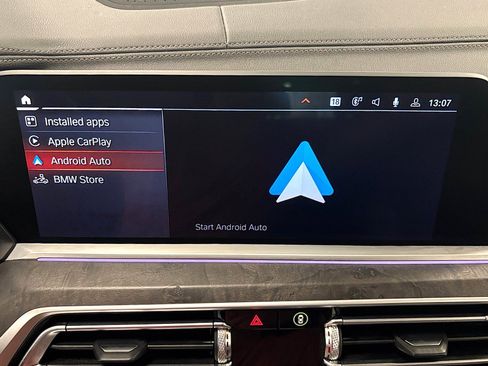 Used 2021 BMW X7 xDrive40i w/ Premium Package AWD/4WD image 24
