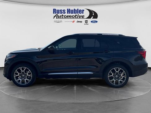 Used 2025 Ford Explorer Platinum w/ Ultimate Package AWD/4WD image 2