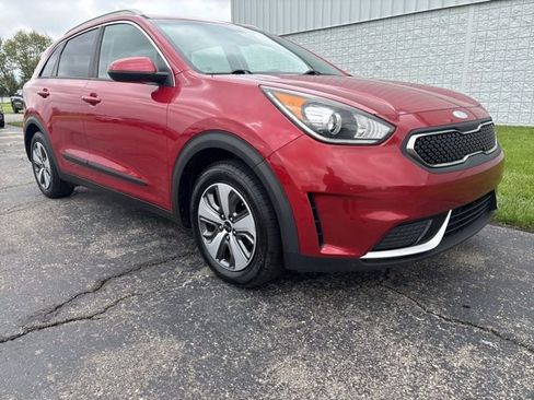 Used 2019 Kia Niro LX FWD image 1