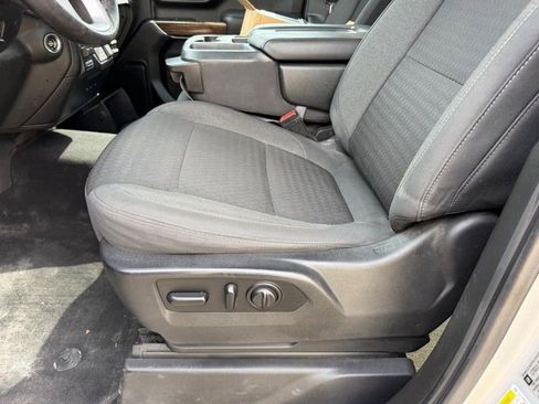 Used 2021 GMC Sierra 2500 SLE w/ SLE Value Package; AWD/4WD image 16
