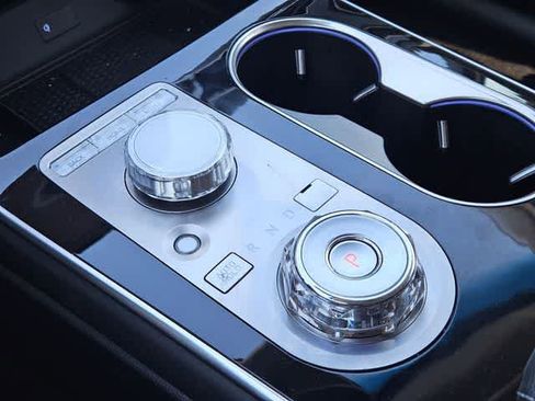 Used 2025 Genesis GV80 2.5T Standard image 32