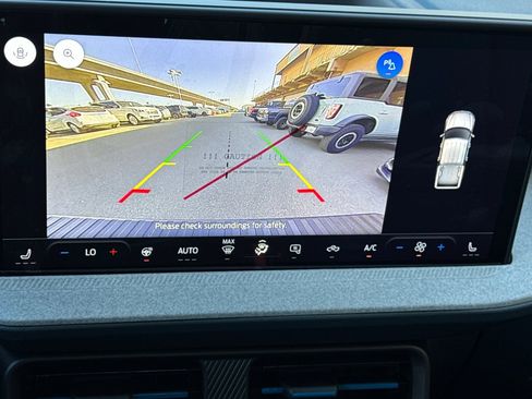 New 2026 Ford Maverick XLT w/ XLT Luxury Package image 17