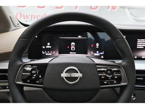 Used 2025 Nissan Murano Platinum w/ Cargo Package AWD/4WD image 16