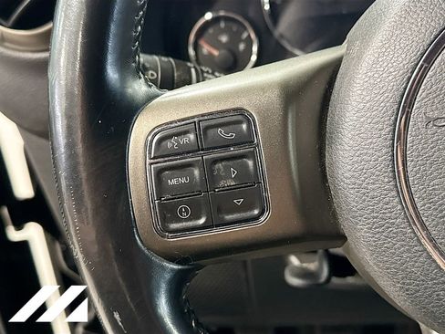 Used 2018 Jeep Wrangler Sport AWD/4WD image 11