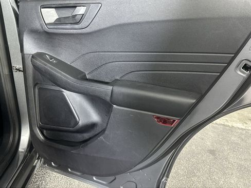 Used 2022 Ford Escape SE w/ Cold Weather Package FWD image 31