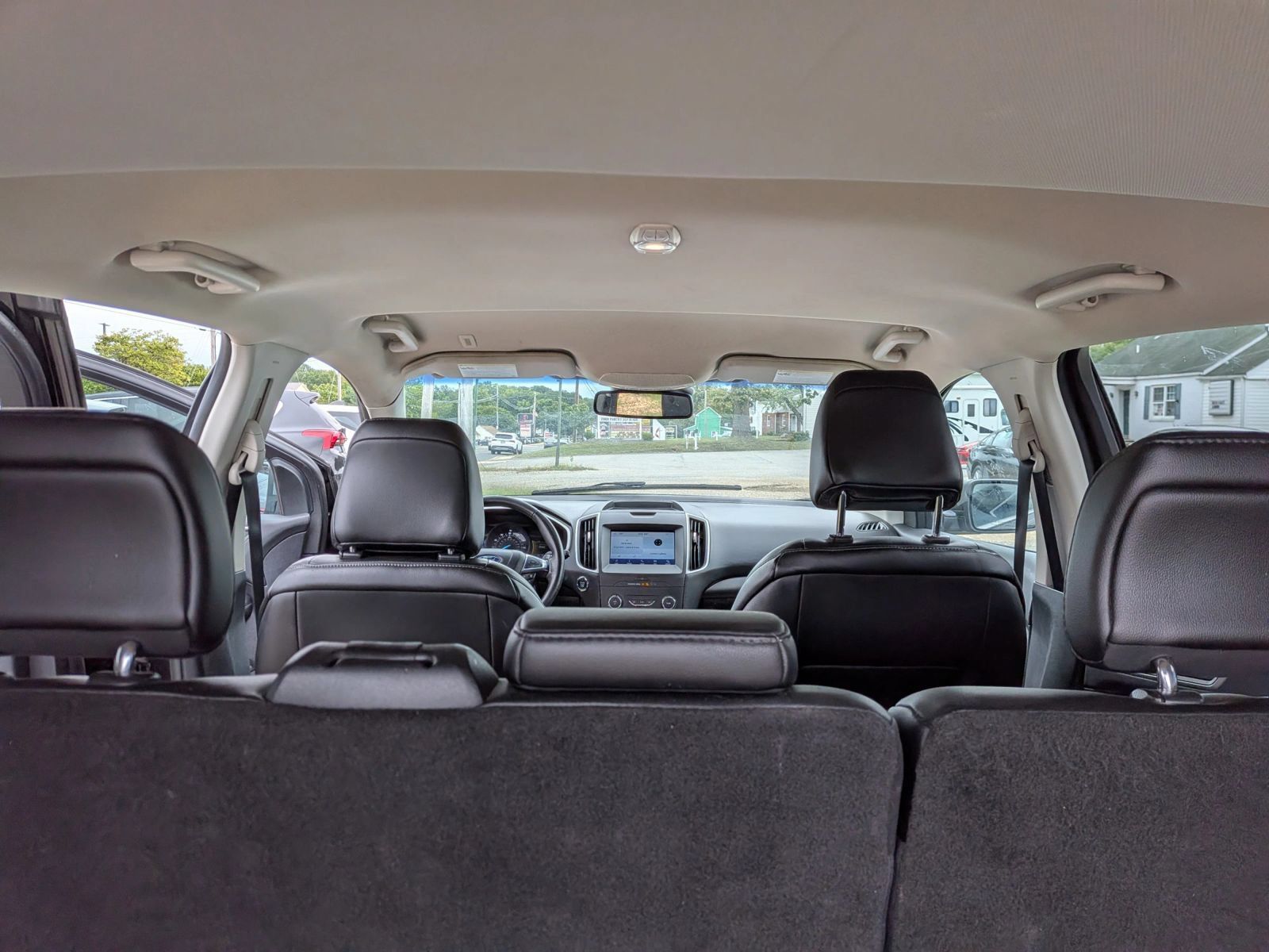Used 2020 Ford Edge SEL AWD/4WD image 34