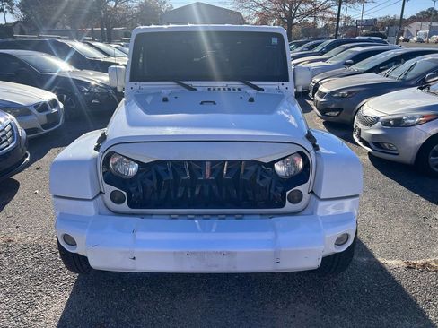 Used 2013 Jeep Wrangler Unlimited Sahara w/ Dual Top Group image 4