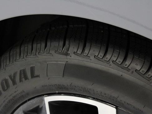 Used 2024 Hyundai Sonata SEL FWD image 19