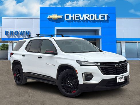 Used 2023 Chevrolet Traverse Premier w/ Redline Edition image 1
