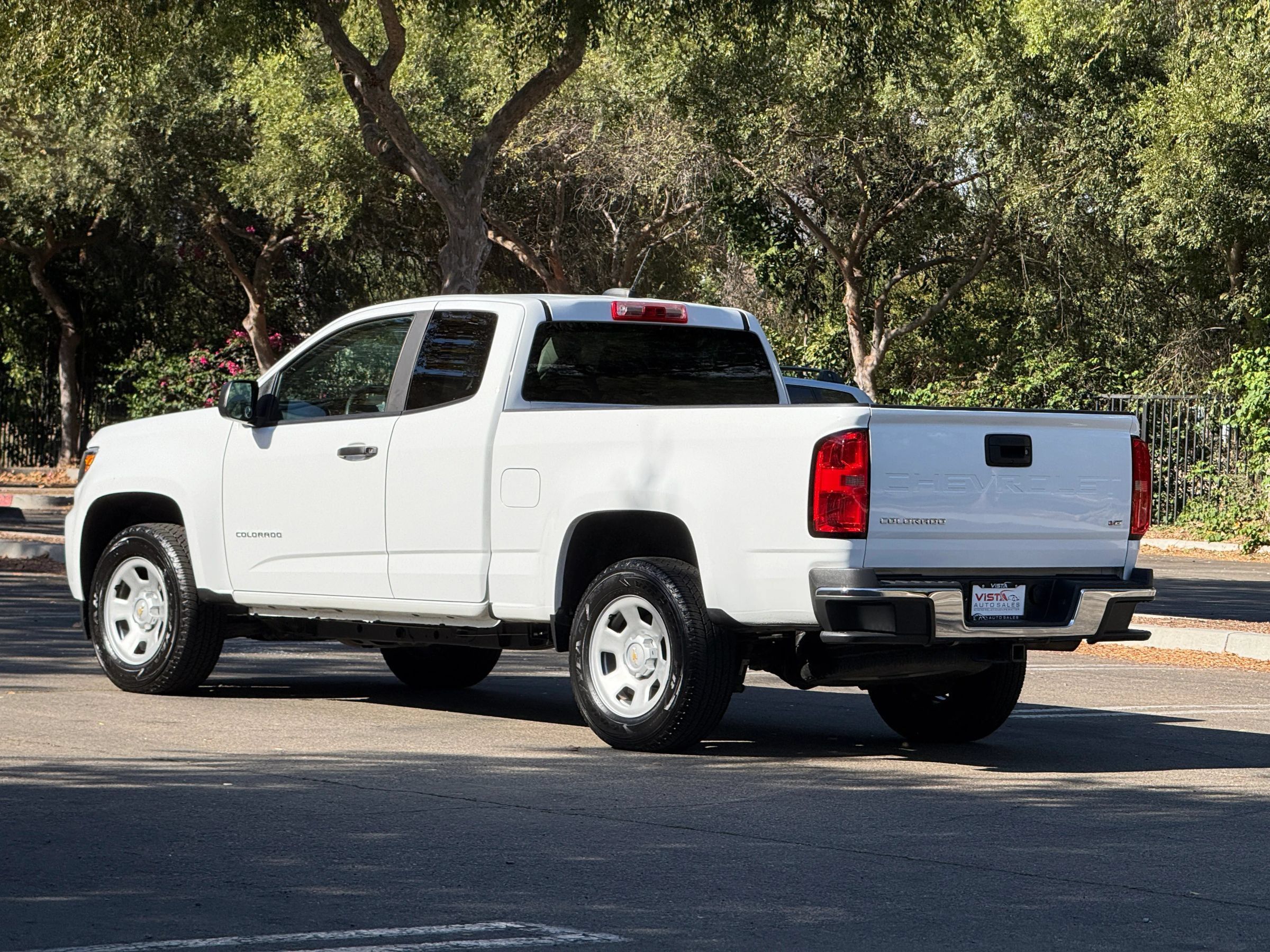Used 2021 Chevrolet Colorado W/T w/ WT Convenience Package RWD image 3