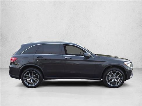 Certified 2022 Mercedes-Benz GLC 300 4MATIC image 4