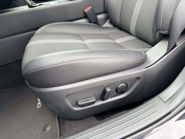 Used 2026 MAZDA CX-50 AWD 2.5 S w/ Preferred Pkg image 15