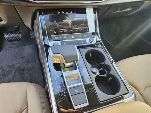 New 2026 Audi Q7 2.0T Premium image 11