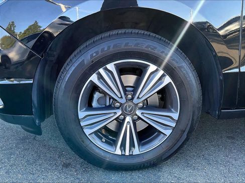 Used 2017 Acura MDX SH-AWD image 12