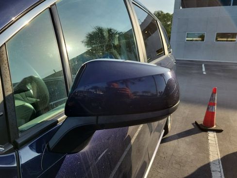 Used 2024 Toyota Sienna XLE w/ XLE Plus Package AWD/4WD image 5