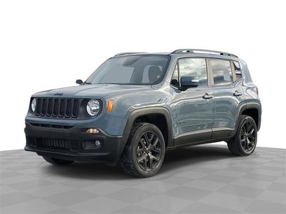 Used 2018 Jeep Renegade Altitude w/ UConnect 8.4 Nav Group