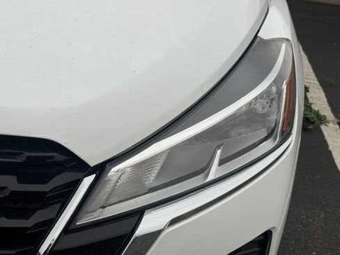 Used 2025 Nissan Kicks Play S image 8