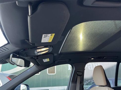 Used 2025 Volvo XC90 T8 Plus w/ Protection Package Premier image 30