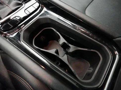 Certified 2022 Jeep Compass Limited image 16