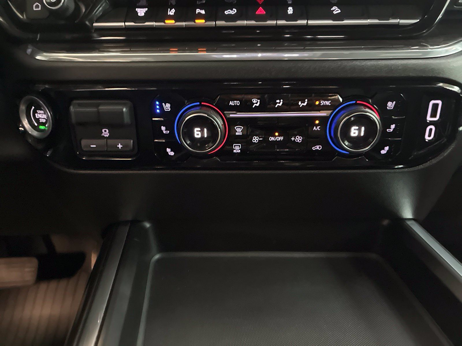Used 2025 Chevrolet Silverado 3500 LTZ AWD/4WD image 18