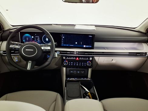 Certified 2026 Hyundai Tucson Limited AWD/4WD image 14